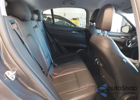 2018 Alfa Romeo Stelvio Awd из США, поврежденный, VIN ZASFAKAN4J7B67037